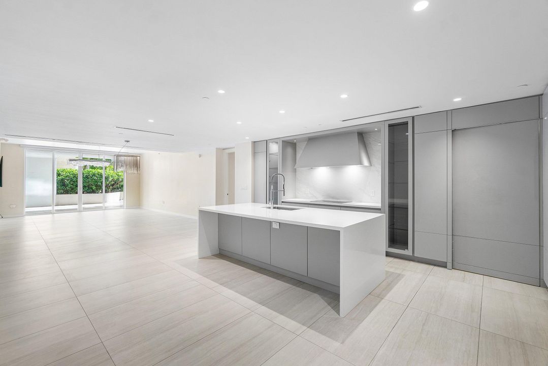 En Venta: $3,500,000 (2 camas, 3 baños, 2897 Pies cuadrados)