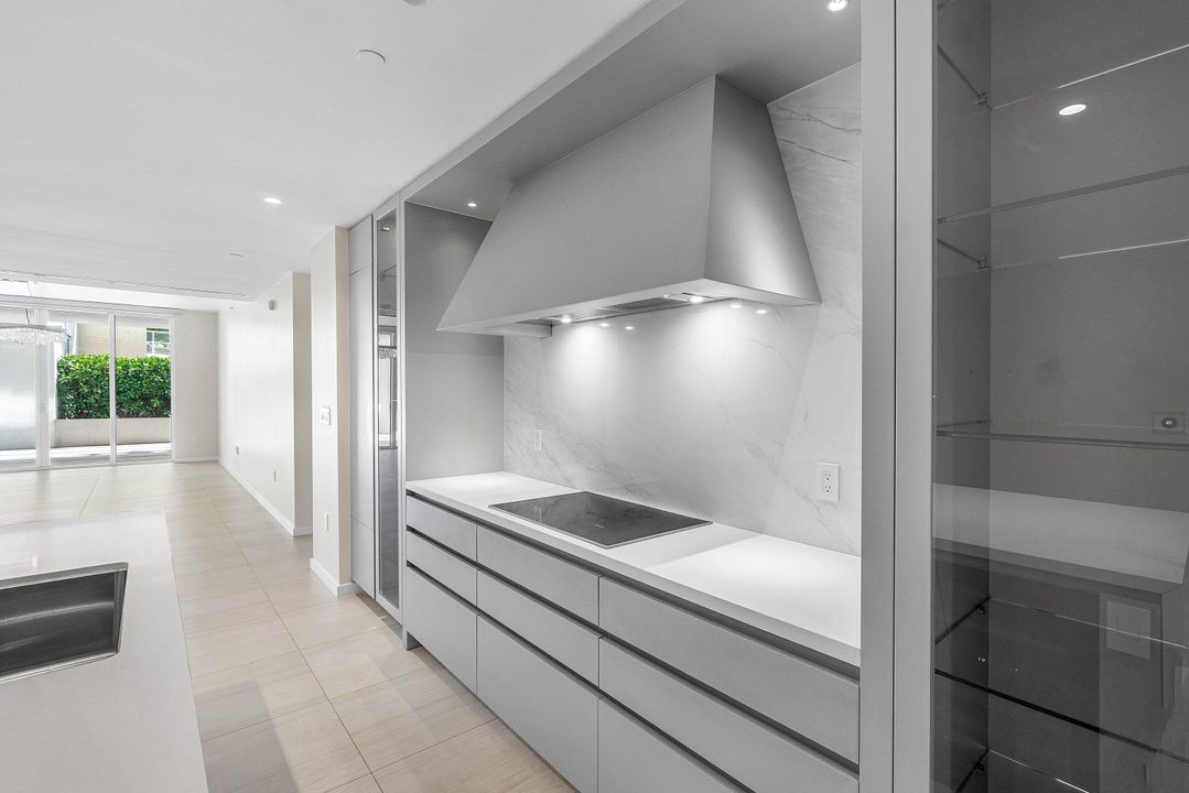 En Venta: $3,500,000 (2 camas, 3 baños, 2897 Pies cuadrados)