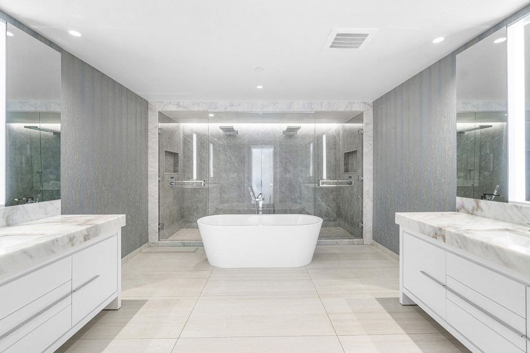 En Venta: $3,500,000 (2 camas, 3 baños, 2897 Pies cuadrados)