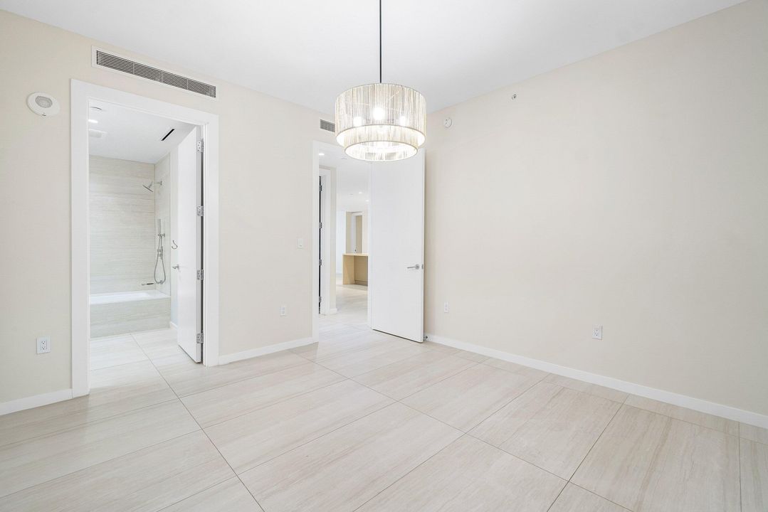 En Venta: $3,500,000 (2 camas, 3 baños, 2897 Pies cuadrados)