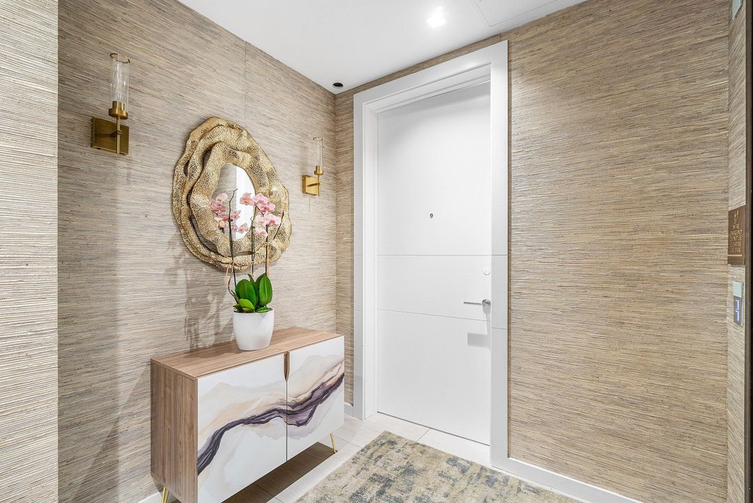 En Venta: $3,500,000 (2 camas, 3 baños, 2897 Pies cuadrados)