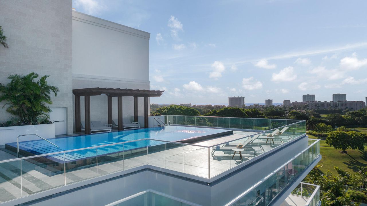 En Venta: $3,500,000 (2 camas, 3 baños, 2897 Pies cuadrados)