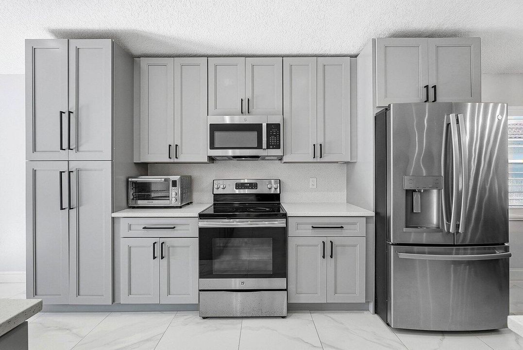 En Venta: $475,000 (3 camas, 2 baños, 1592 Pies cuadrados)