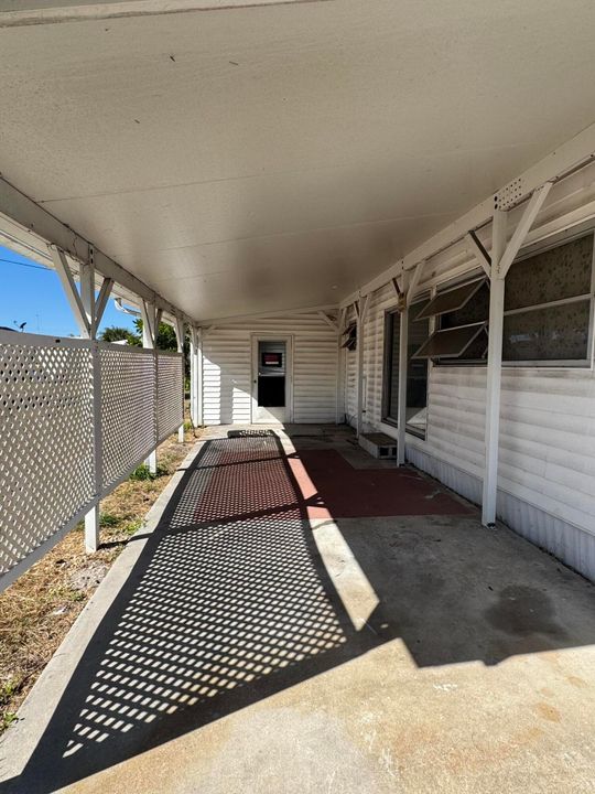 For Sale: $149,199 (2 beds, 2 baths, 960 Square Feet)