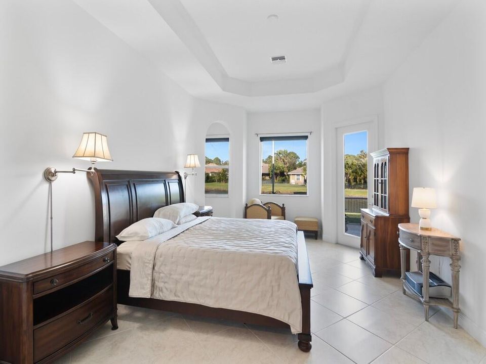 На продажу: $575,000 (3 спален, 2 ванн, 2458 Квадратных фут)