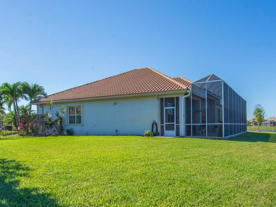 На продажу: $575,000 (3 спален, 2 ванн, 2458 Квадратных фут)