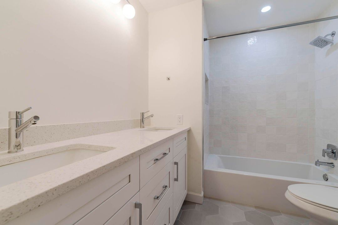 В аренду: $3,350 (3 спален, 2 ванн, 1600 Квадратных фут)