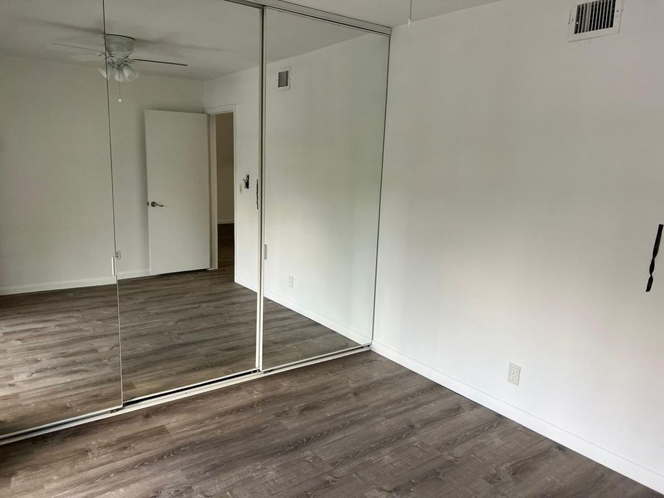 En Renta: $2,400 (2 camas, 2 baños, 980 Pies cuadrados)