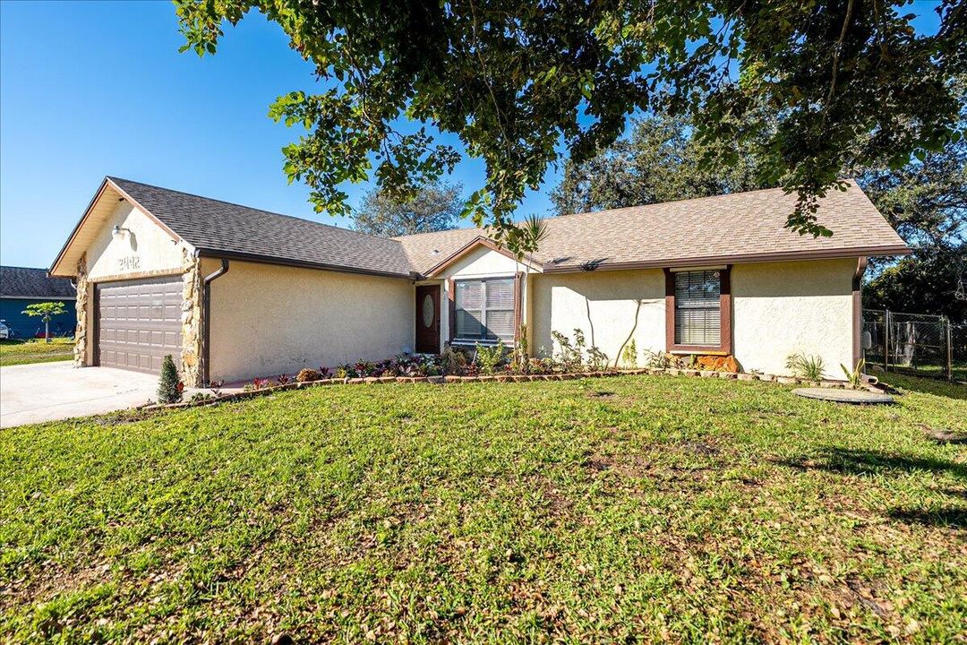 В аренду: $2,500 (4 спален, 2 ванн, 1343 Квадратных фут)