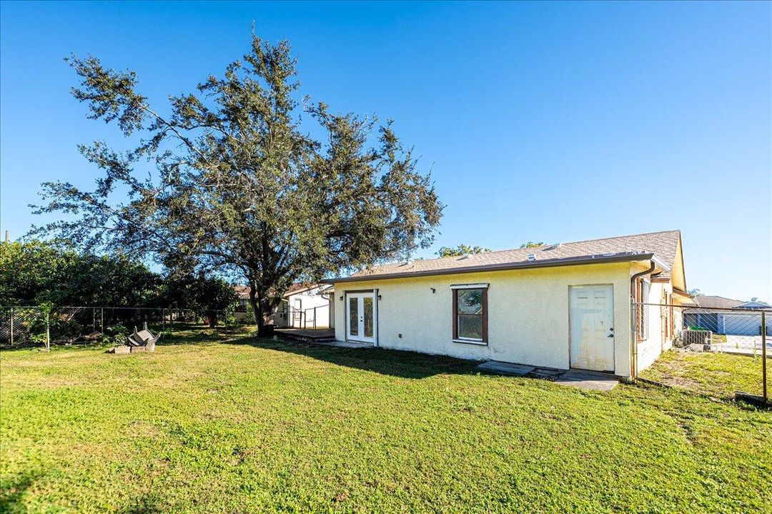 В аренду: $2,500 (4 спален, 2 ванн, 1343 Квадратных фут)