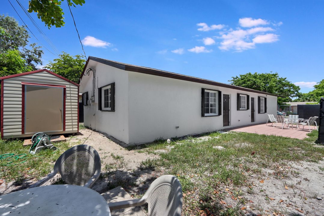 For Rent: $2,100 (2 beds, 1 baths, 1341 Square Feet)