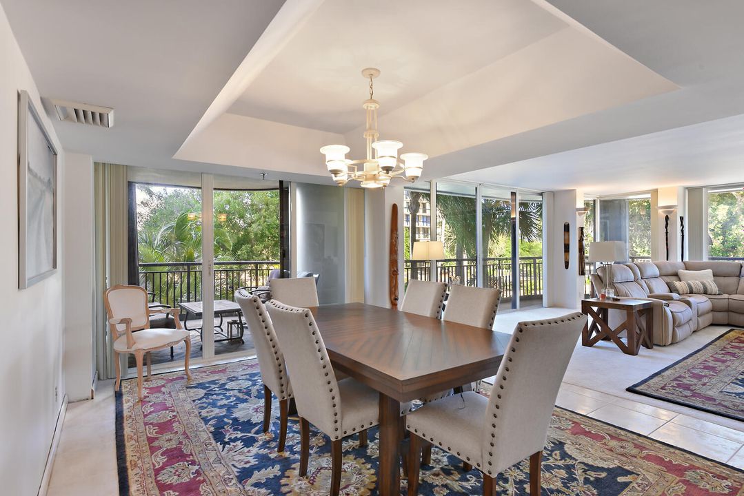 En Venta: $475,000 (3 camas, 2 baños, 2588 Pies cuadrados)