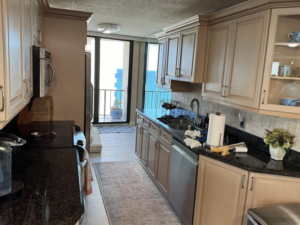 En Renta: $3,750 (2 camas, 2 baños, 1432 Pies cuadrados)