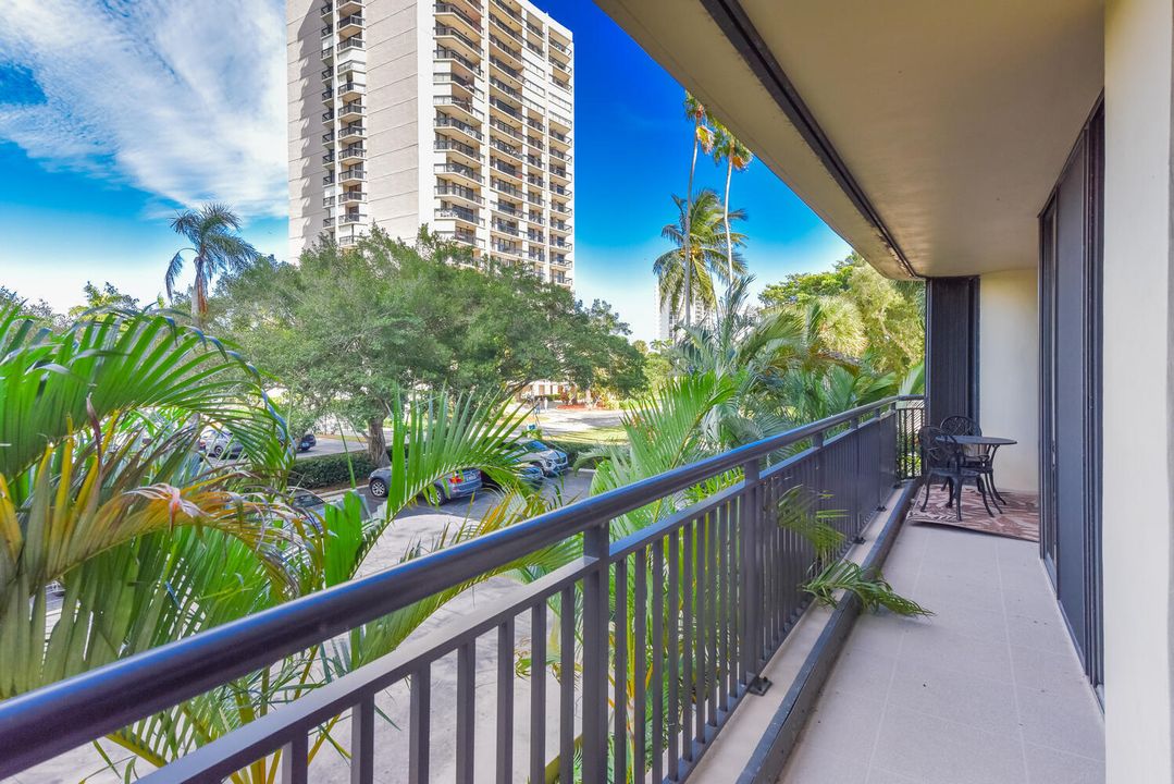 En Venta: $475,000 (3 camas, 2 baños, 2588 Pies cuadrados)