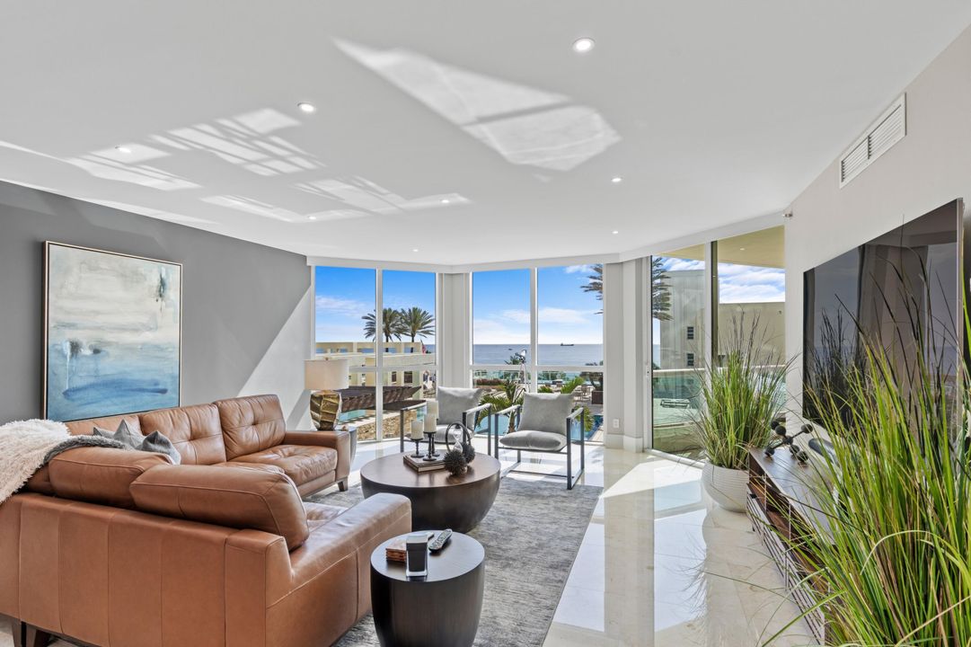 For Sale: $1,790,000 (3 beds, 3 baths, 2380 Square Feet)