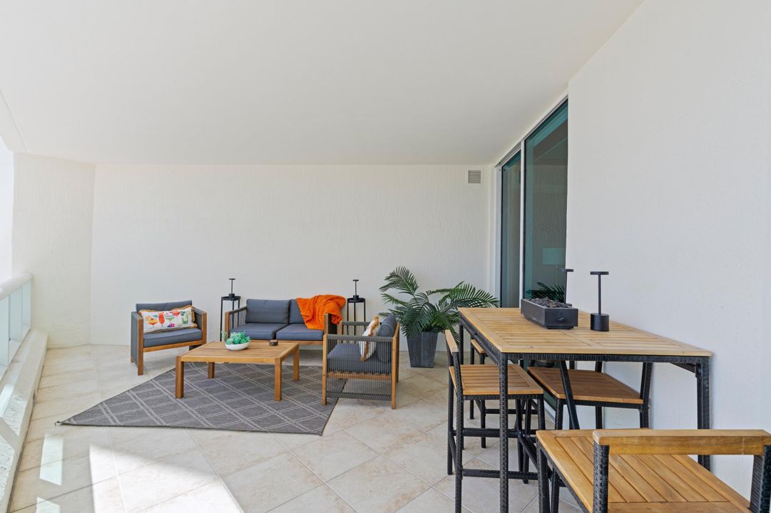 For Sale: $1,790,000 (3 beds, 3 baths, 2380 Square Feet)