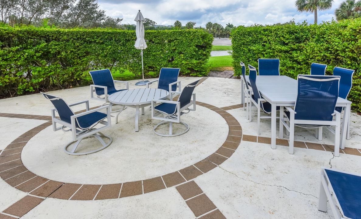 En Venta: $475,000 (3 camas, 2 baños, 2588 Pies cuadrados)