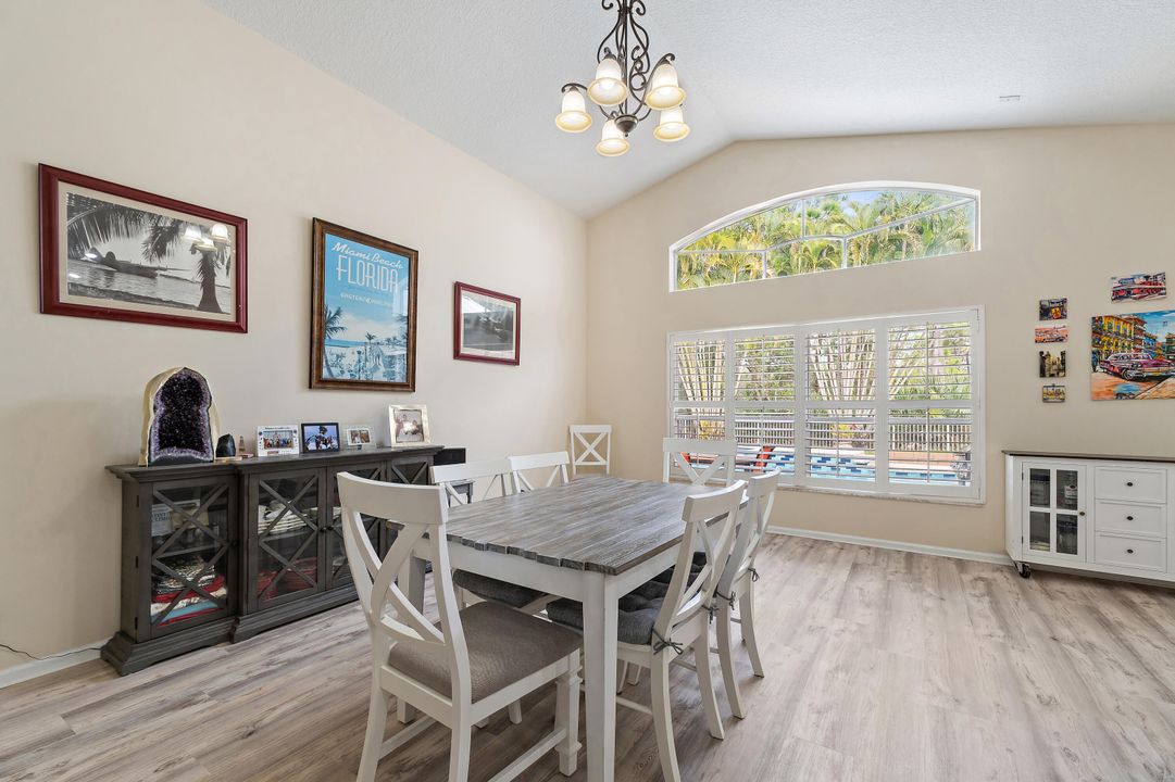 На продажу: $639,000 (3 спален, 2 ванн, 2218 Квадратных фут)