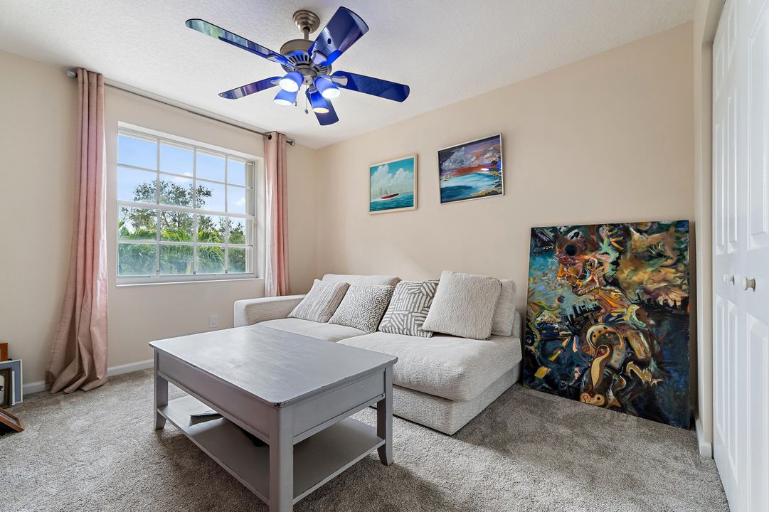 На продажу: $639,000 (3 спален, 2 ванн, 2218 Квадратных фут)