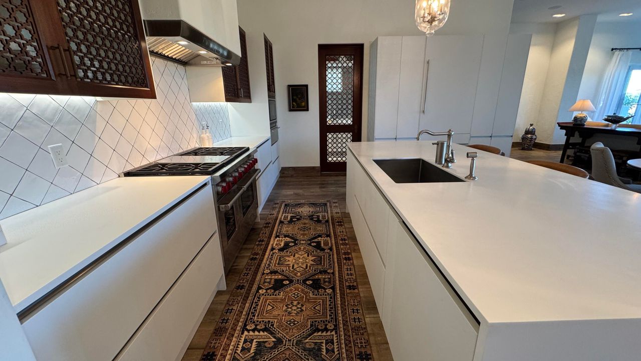 En Venta: $2,599,000 (4 camas, 5 baños, 5589 Pies cuadrados)