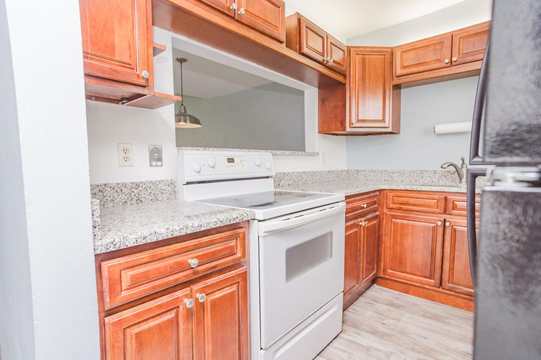 出租: $1,500 (2 贝兹, 2 浴室, 1152 平方英尺)