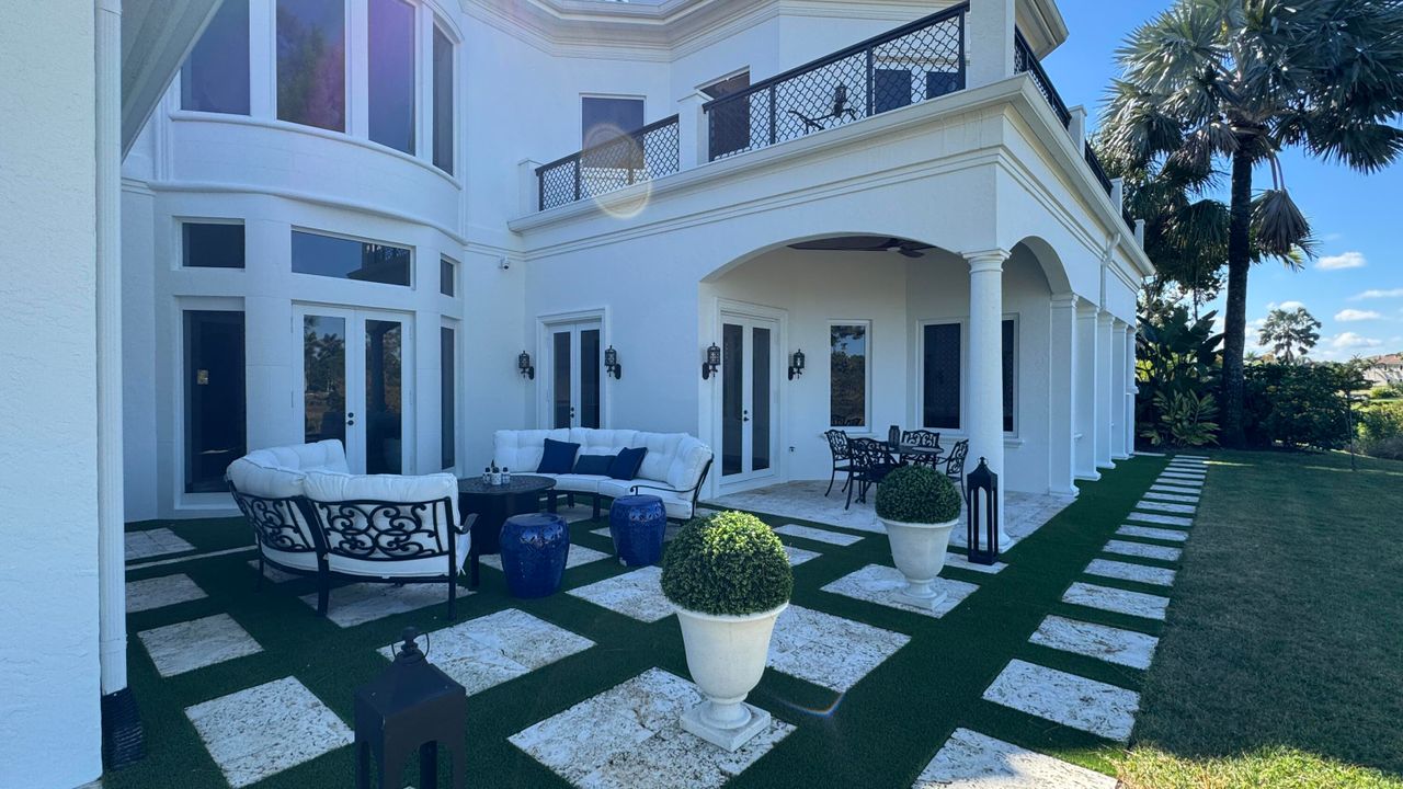 En Venta: $2,599,000 (4 camas, 5 baños, 5589 Pies cuadrados)