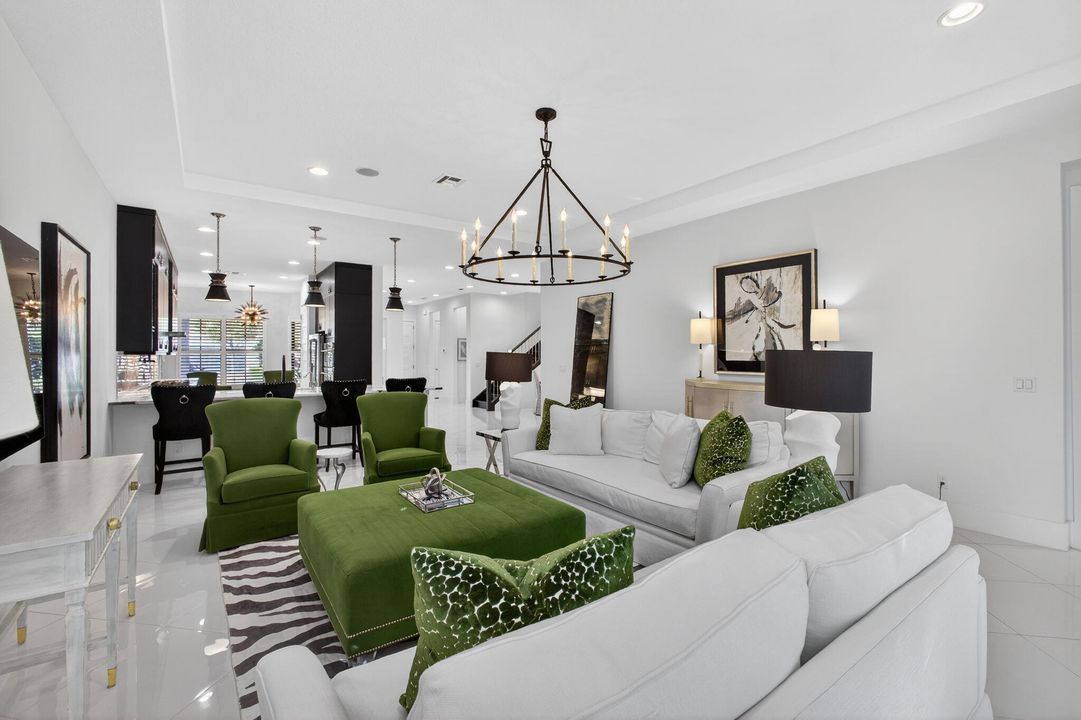 En Venta: $2,150,000 (3 camas, 3 baños, 3162 Pies cuadrados)