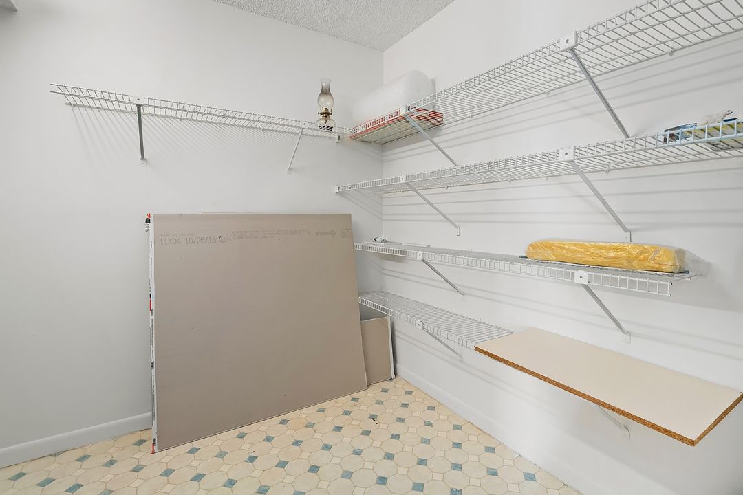 En Venta: $149,900 (2 camas, 2 baños, 1350 Pies cuadrados)