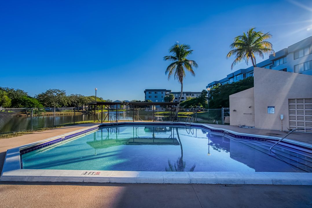 En Venta: $149,900 (2 camas, 2 baños, 1350 Pies cuadrados)