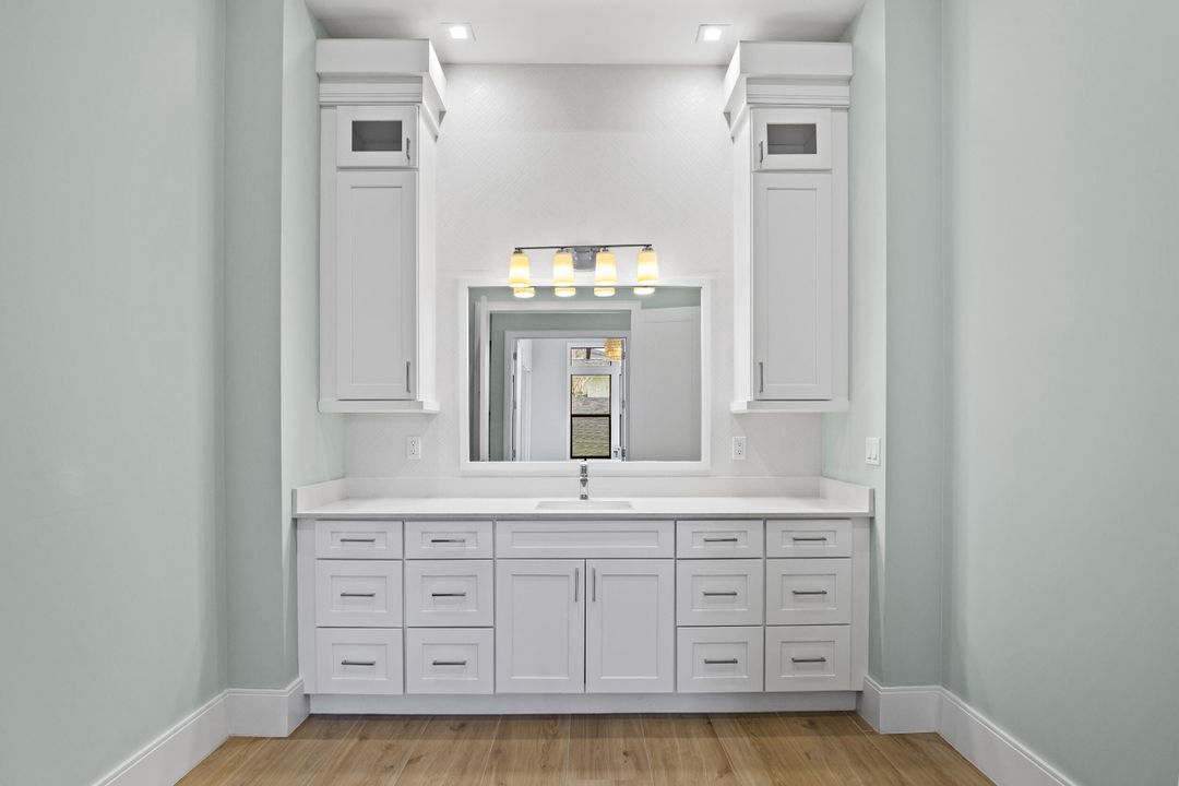 На продажу: $3,995,000 (4 спален, 4 ванн, 5793 Квадратных фут)