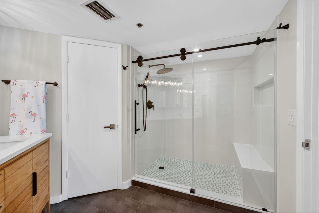 出租: $3,800 (3 贝兹, 2 浴室, 1867 平方英尺)