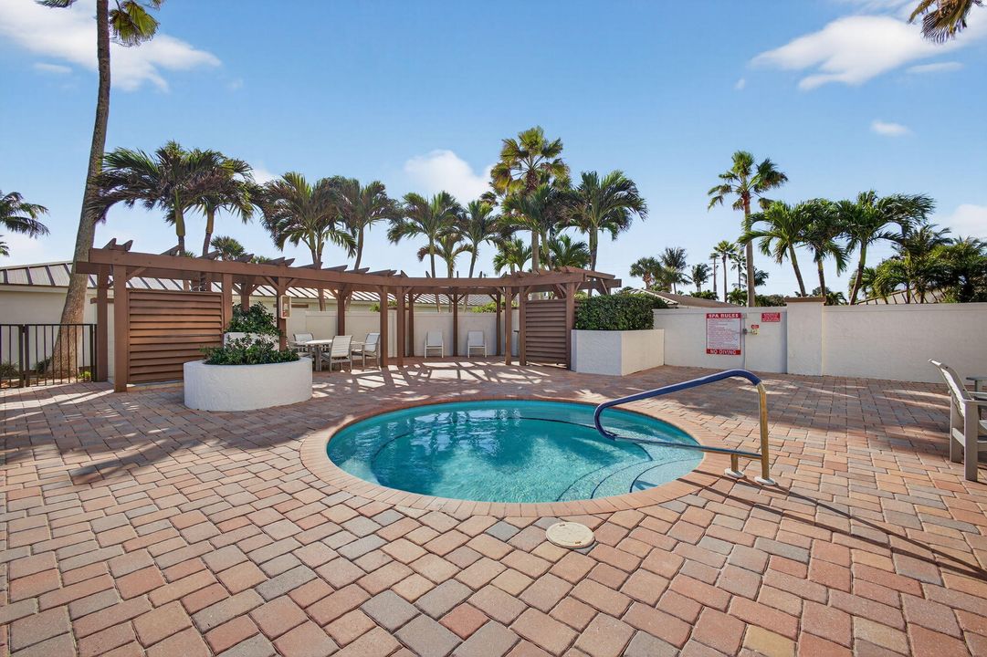 出租: $3,800 (3 贝兹, 2 浴室, 1867 平方英尺)