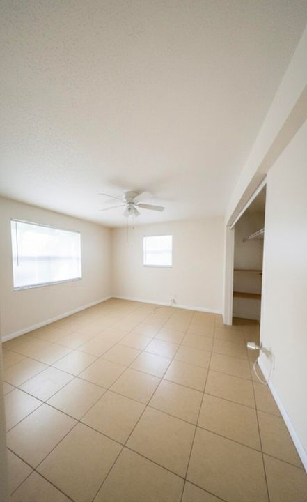 En Renta: $1,900 (2 camas, 1 baños, 1250 Pies cuadrados)