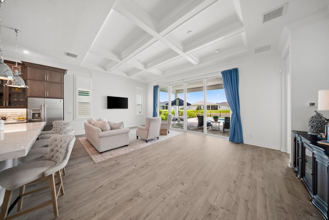 На продажу: $765,000 (3 спален, 3 ванн, 2197 Квадратных фут)