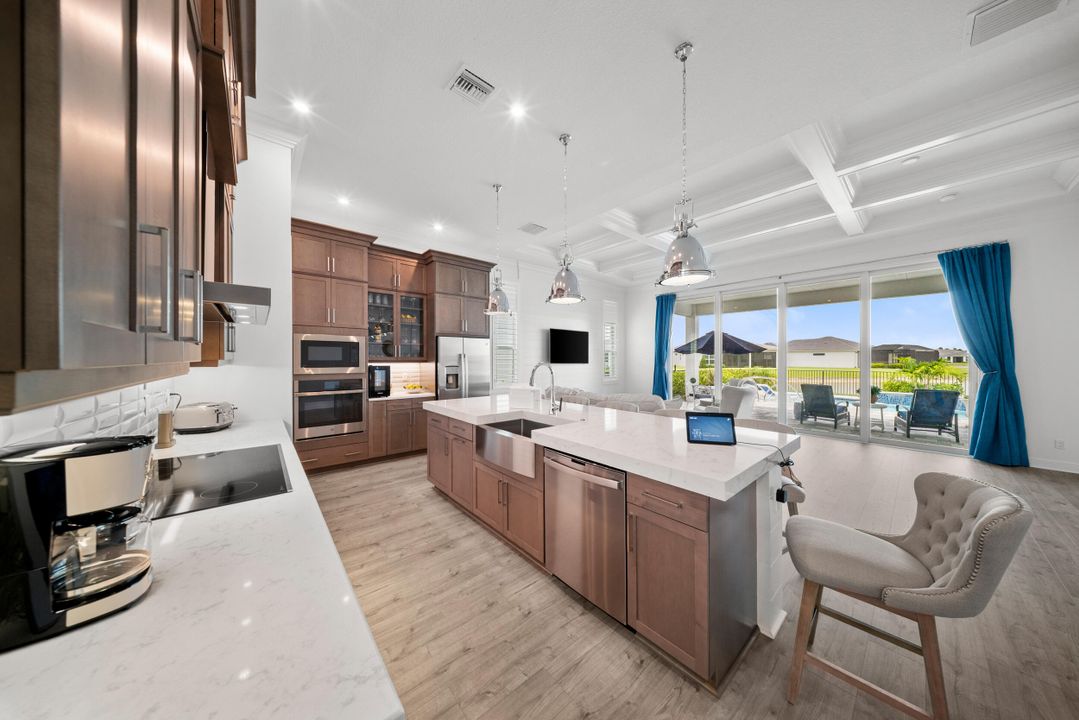 На продажу: $765,000 (3 спален, 3 ванн, 2197 Квадратных фут)