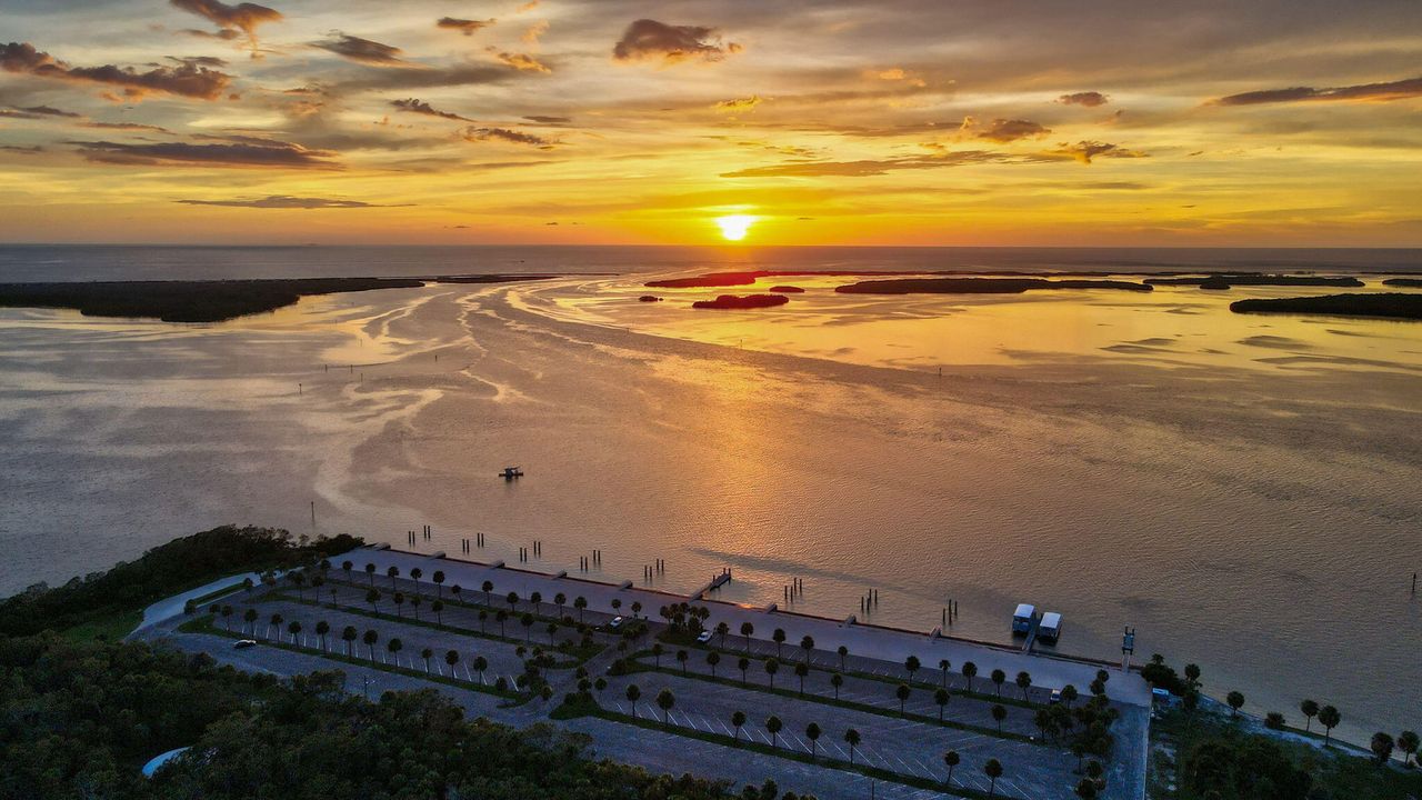 En Venta: $2,750,000 (4 camas, 3 baños, 3126 Pies cuadrados)