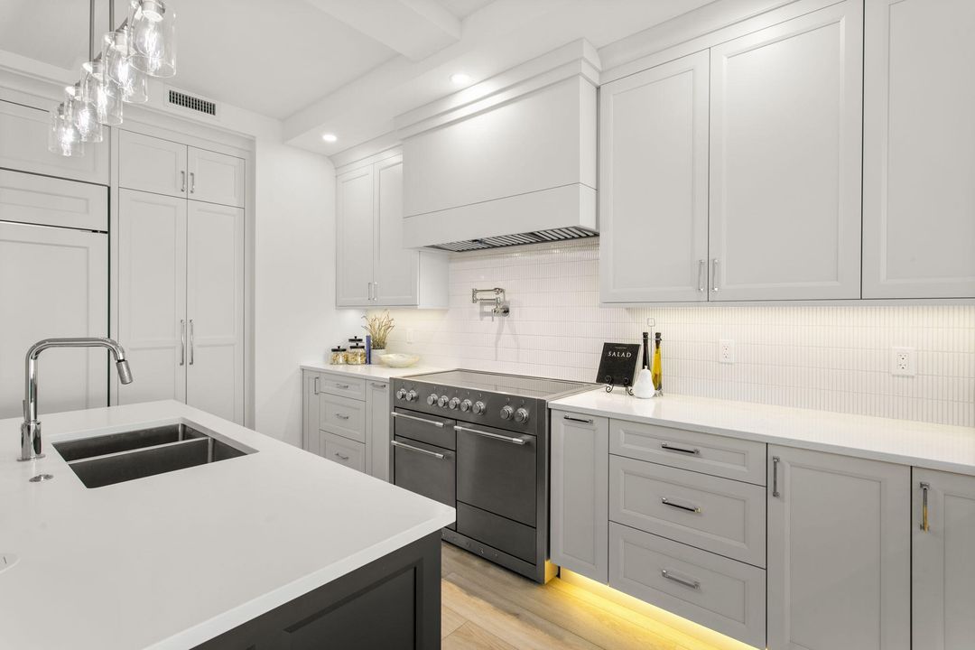 En Venta: $2,750,000 (4 camas, 3 baños, 3126 Pies cuadrados)