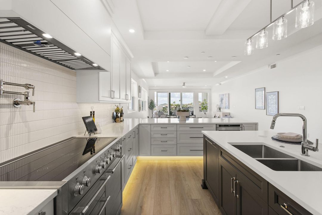 En Venta: $2,750,000 (4 camas, 3 baños, 3126 Pies cuadrados)