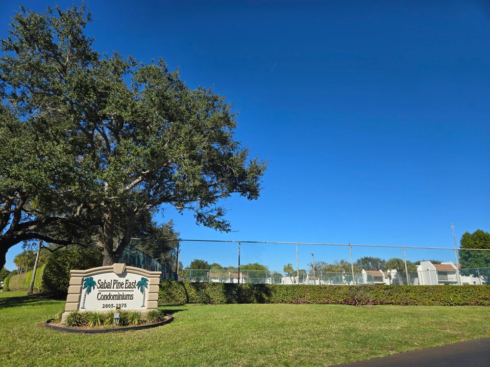 For Rent: $2,300 (2 beds, 2 baths, 1125 Square Feet)