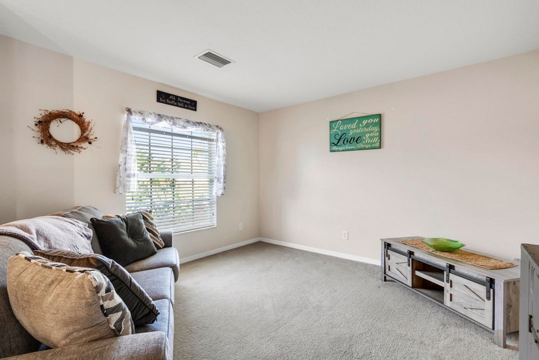 En Venta: $474,000 (3 camas, 2 baños, 1814 Pies cuadrados)