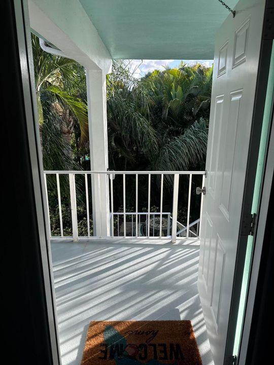 待售: $189,000 (2 贝兹, 1 浴室, 924 平方英尺)