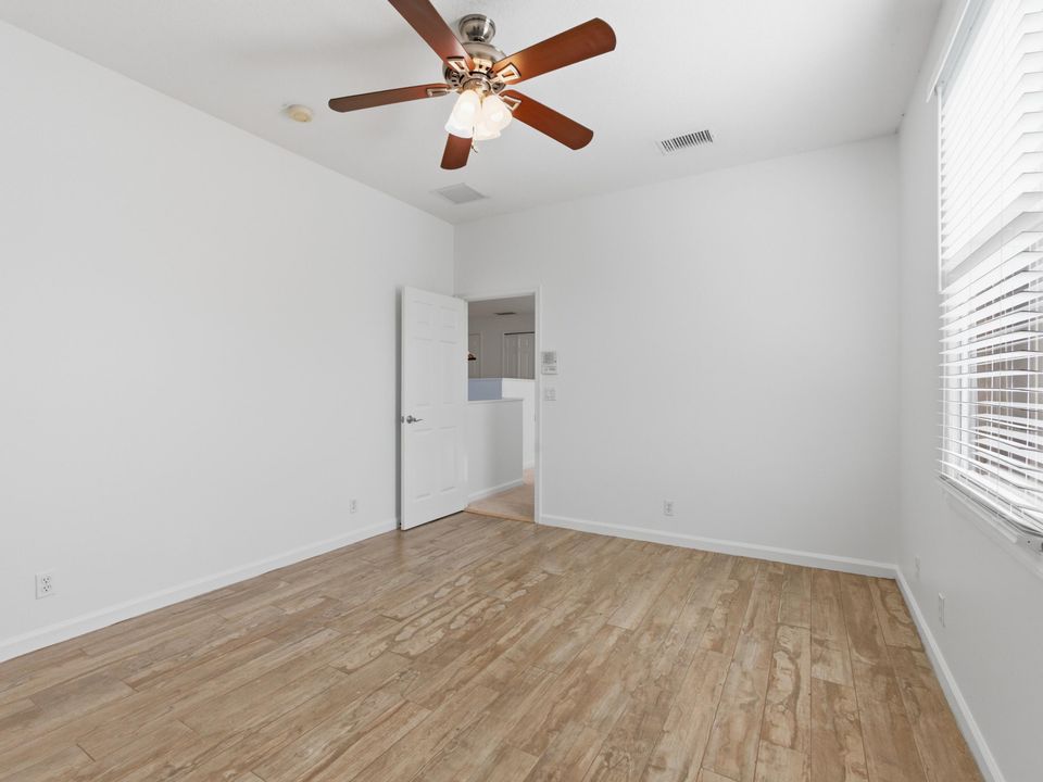 En Renta: $4,700 (5 camas, 4 baños, 3233 Pies cuadrados)