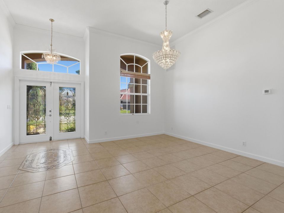 En Renta: $4,700 (5 camas, 4 baños, 3233 Pies cuadrados)