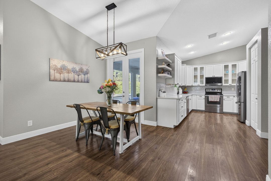 На продажу: $700,000 (3 спален, 2 ванн, 1726 Квадратных фут)