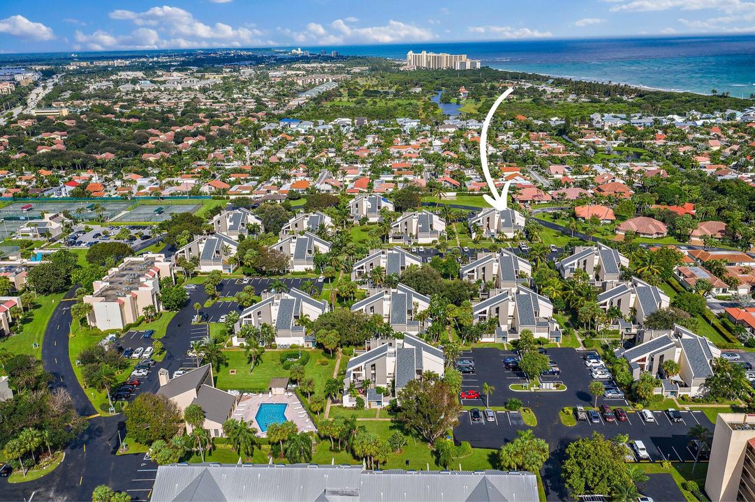 На продажу: $525,000 (2 спален, 2 ванн, 1160 Квадратных фут)