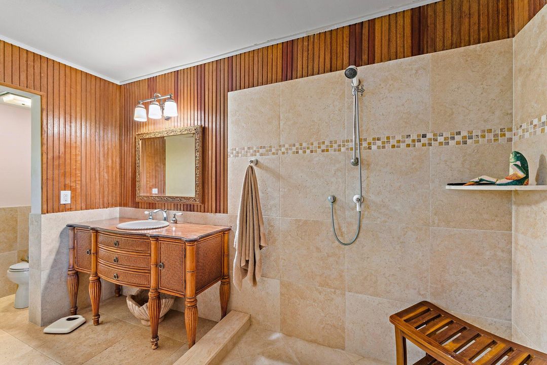 На продажу: $525,000 (2 спален, 2 ванн, 1160 Квадратных фут)