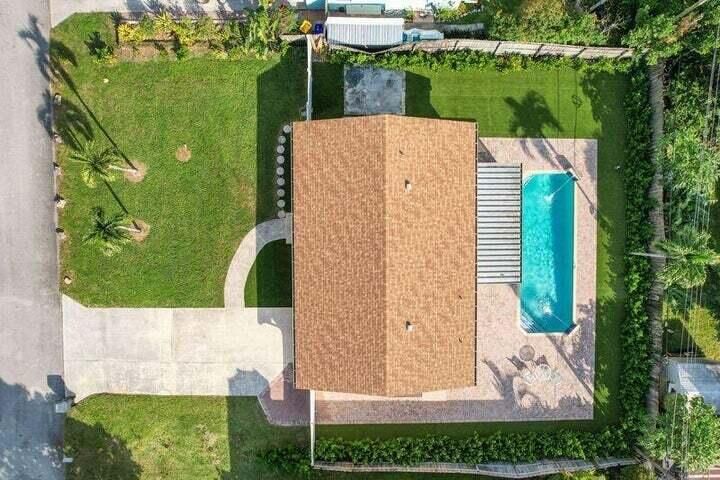 В аренду: $3,500 (3 спален, 2 ванн, 1224 Квадратных фут)