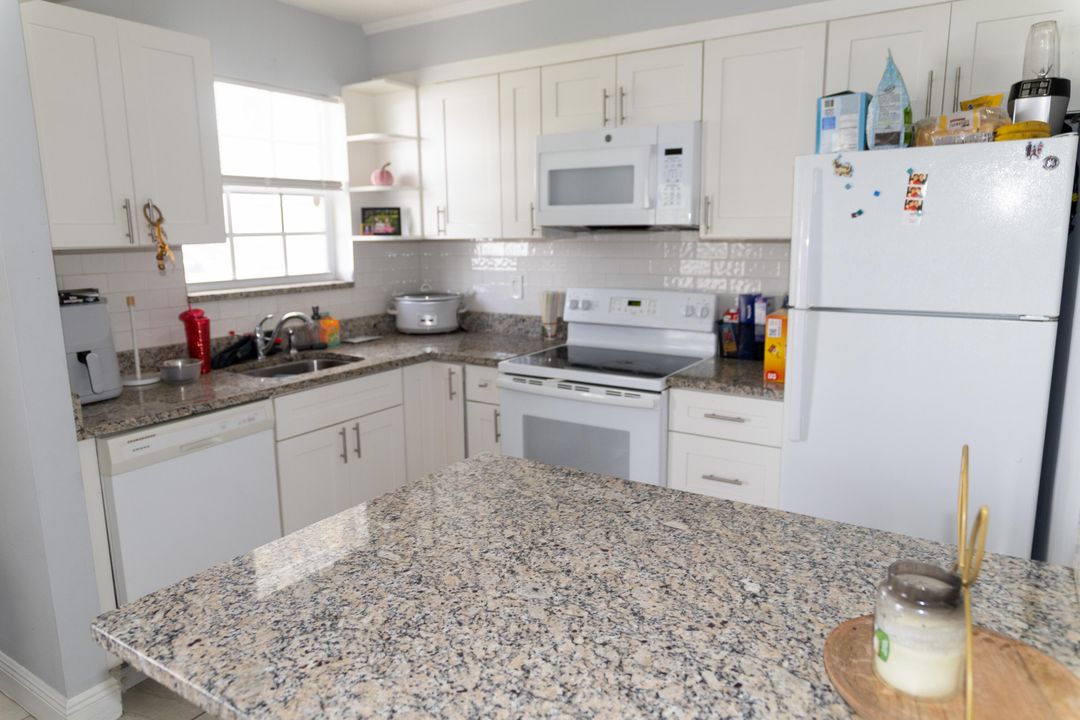 For Sale: $600,000 (0 beds, 0 baths, 1656 Square Feet)