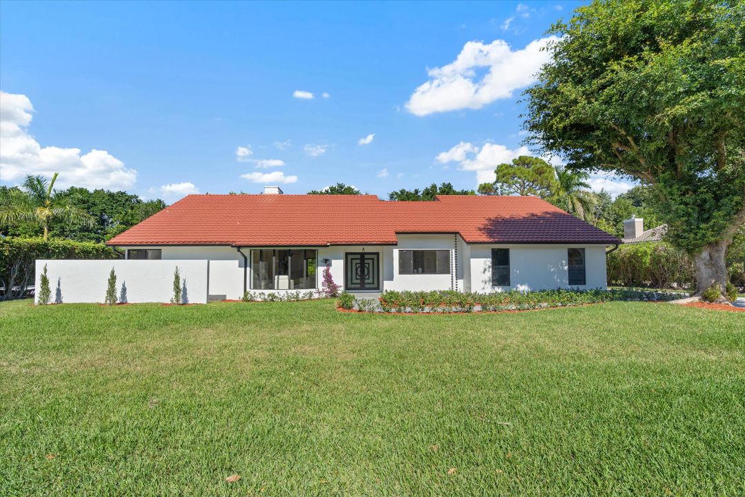 En Venta: $1,498,000 (3 camas, 3 baños, 2620 Pies cuadrados)