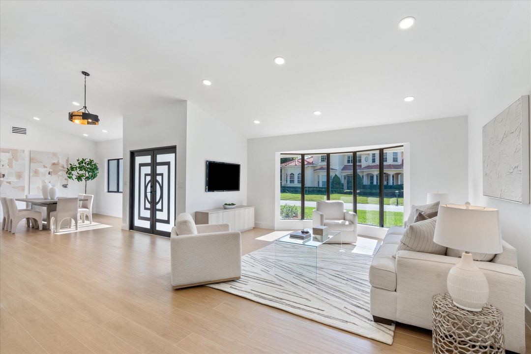 En Venta: $1,498,000 (3 camas, 3 baños, 2620 Pies cuadrados)